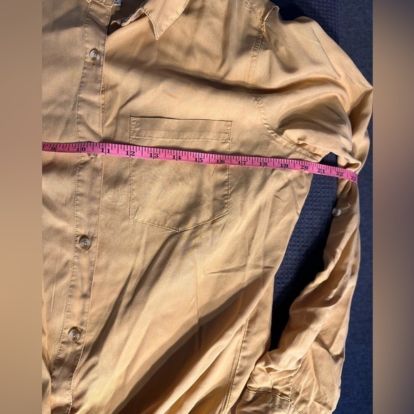 🎉Thread & Supply Button Down Shirt Long Sleeve Front Tie Option Size Medium - Picture 9 of 9